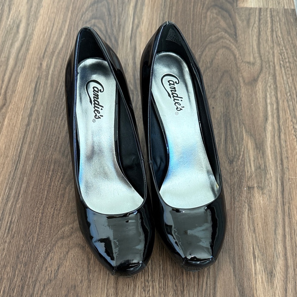 Candie's Glossy Black Heels